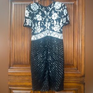 Beautiful Sequin Dress Black and White Size XL